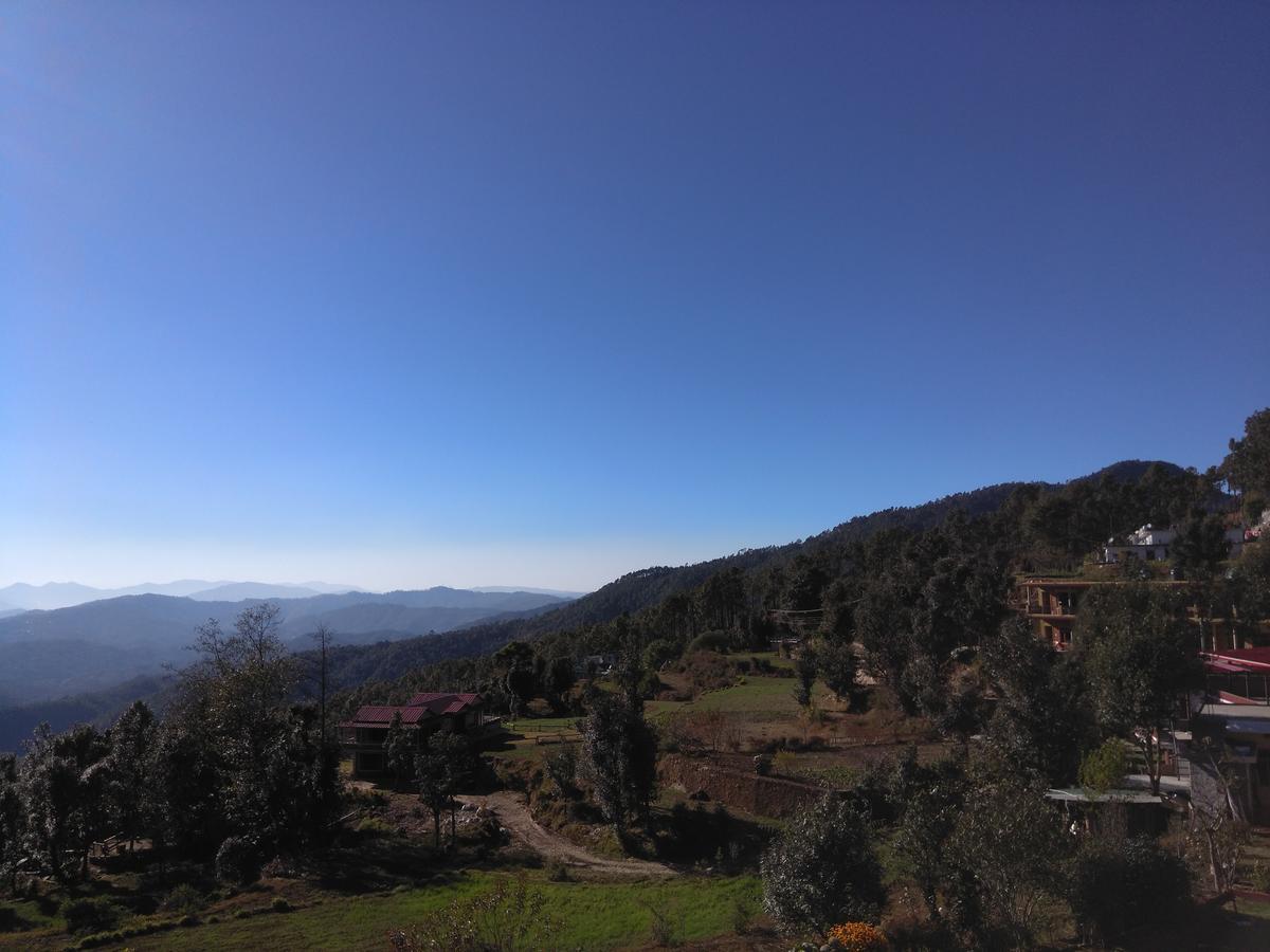 בינסר Maa Ananda Mayee Guest House מראה חיצוני תמונה
